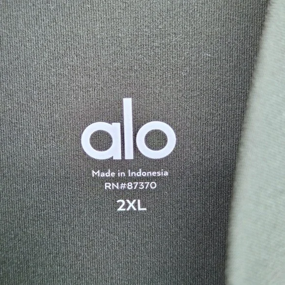 Alo Yoga Men 2XL Conquer 1/4 Zip Reform Pullover Long Sleeve Dark Green Olive - Picture 5 of 7